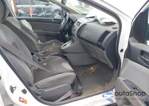 2007 Nissan Sentra 2.0S z USA, uszkodzony, nr VIN 3N1AB61E27L697456